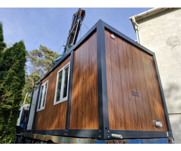 Kontener Mieszkalny 600 x 240 z WC i umywalką